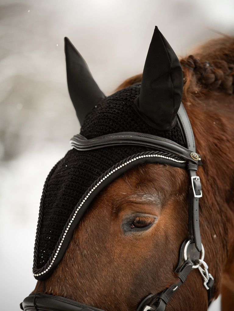Ušaňa Classy, Black - Image 1