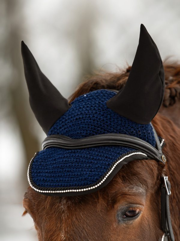 Ušaňa Classy, Navy